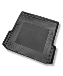 Rohož do batožinového priestoru pre: Mercedes-Benz Trieda E W211 Kombi (2003-10.2009) - všetky modely (odnímateľné výklenky) okrem modelov s variobox