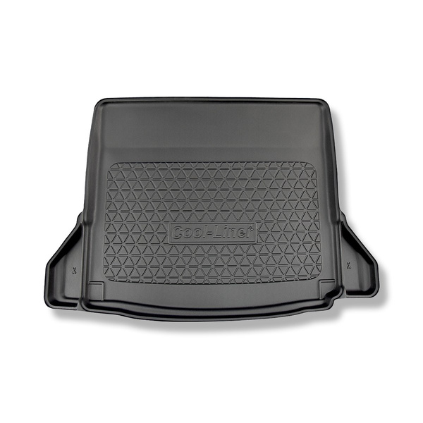 Rohož do batožinového priestoru pre: Mercedes-Benz Trieda A V177 Sedan (09.2018-....) - odnímateľné výklenky pri modeloch s bočnými sieťkami; nie pre hybridnú verziu