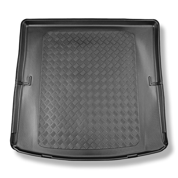 Rohož do batožinového priestoru pre: Ford Explorer VI Plug-in-Hybrid SUV (01.2020-....) - 7 miest; za druhým radom sedadiel (tretí rad znížený)