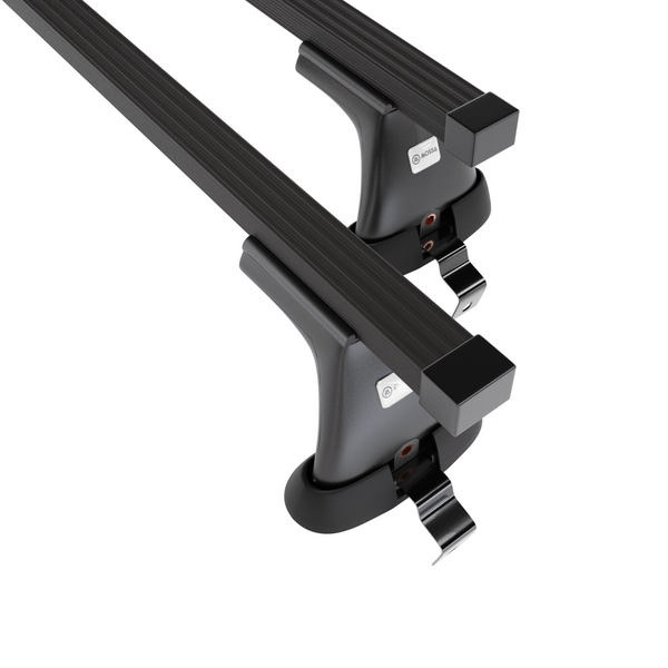 Základný nosič na strechu auta pre Alfa Romeo Giulietta Hatchback (2010-2020) - čierny priečny nosič - bez montážnych prvkov - Oceľ