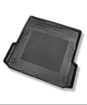 Rohož do batožinového priestoru pre: Mercedes-Benz Trieda E W211 Kombi (2003-10.2009) - všetky modely (odnímateľné výklenky) okrem modelov s variobox