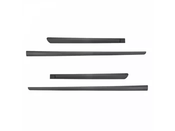 Čierne bočné lišty pre Nissan Leaf Hatchback (2017-....)